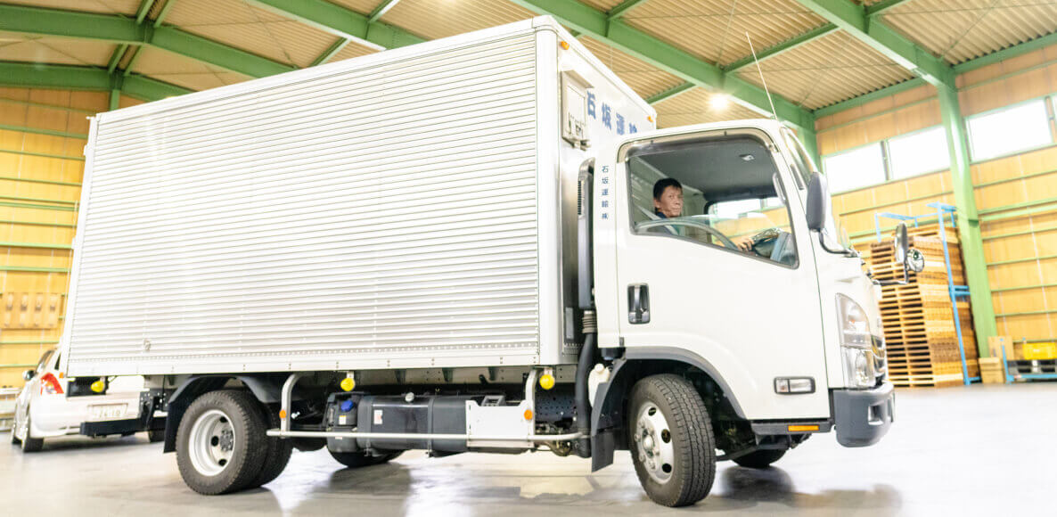 トラックの写真